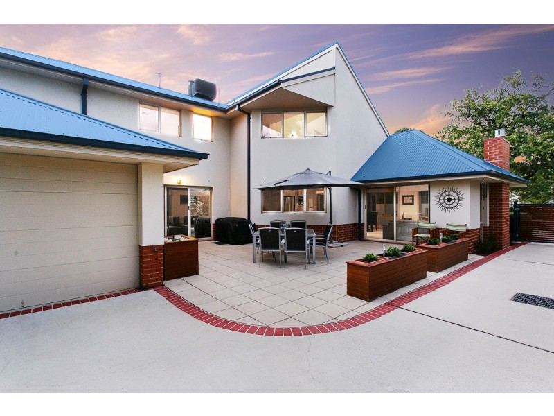 8 Hawdon Street, Ainslie ACT 2602