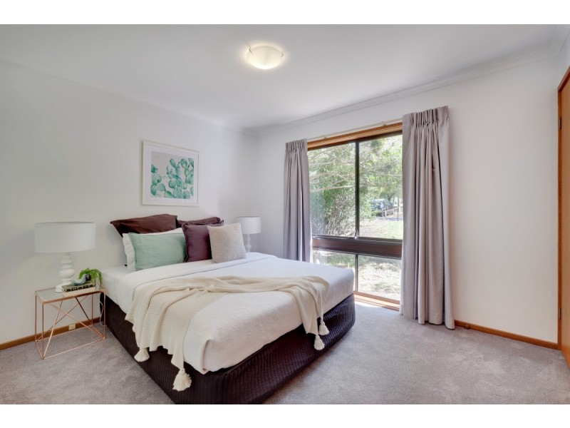 7 Piguenit Close, Lyneham ACT 2602
