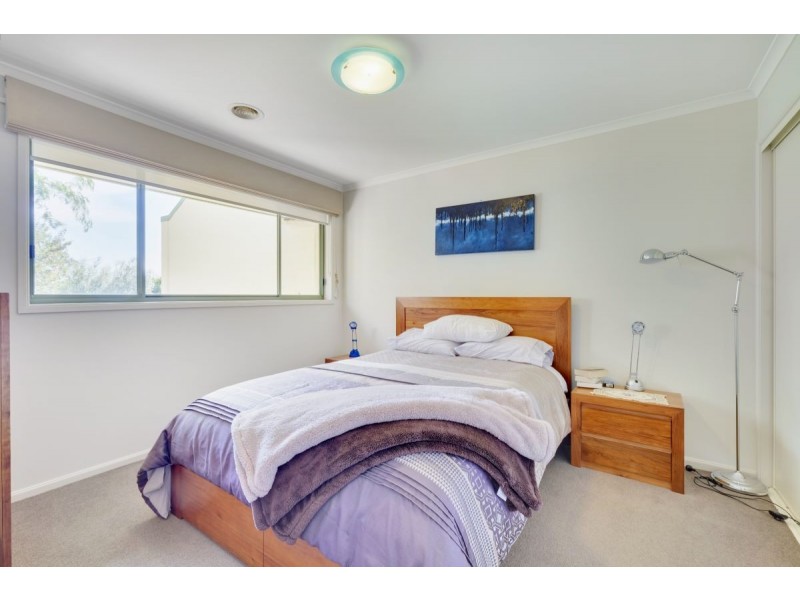 2/14 Federal Highway, Watson ACT 2602