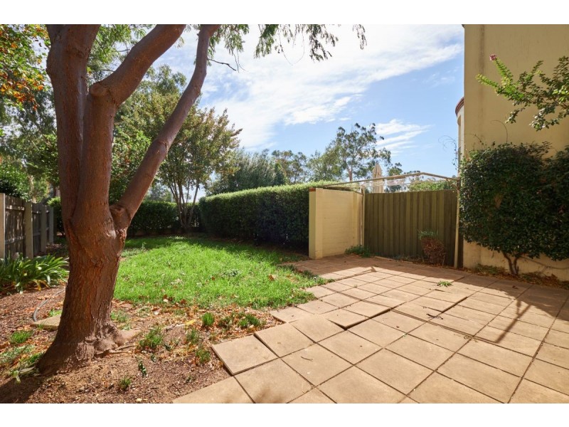 2/14 Federal Highway, Watson ACT 2602