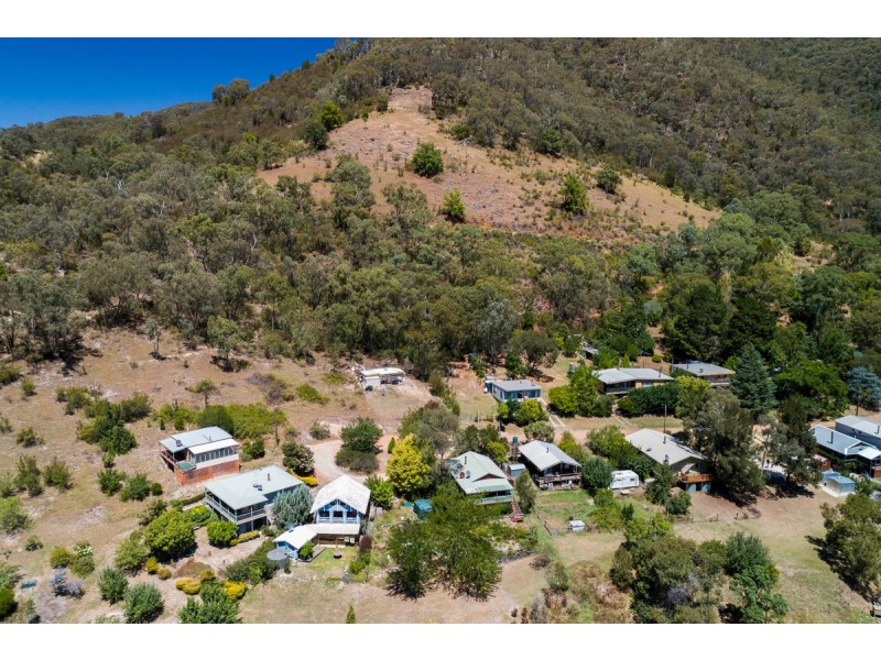 6 Micalong Close, Wee Jasper NSW 2582