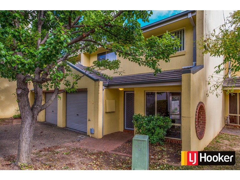 8/19 Aspinall Street, Watson ACT 2602