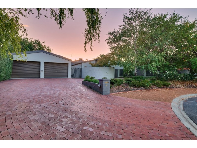 4 Rehfisch Close, Lyneham ACT 2602