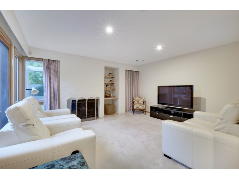 4 Rehfisch Close, Lyneham ACT 2602