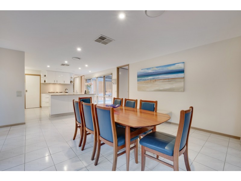 4 Rehfisch Close, Lyneham ACT 2602