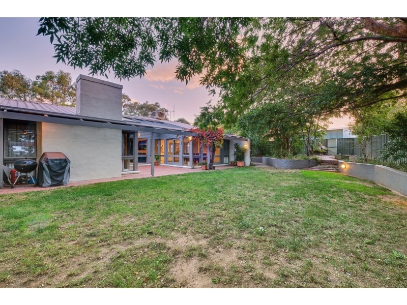 4 Rehfisch Close, Lyneham ACT 2602