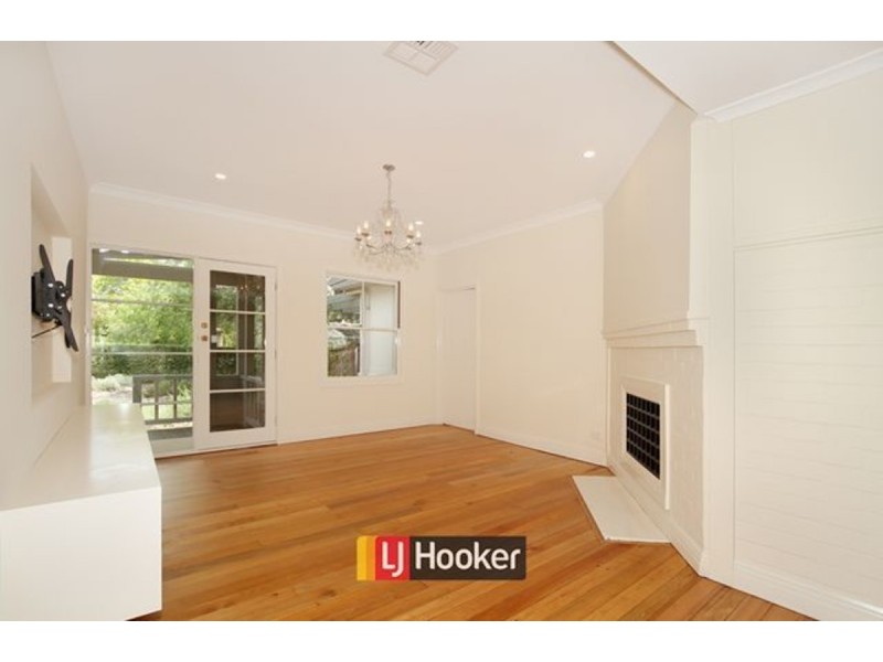 12 Hargraves Crescent, Ainslie ACT 2602