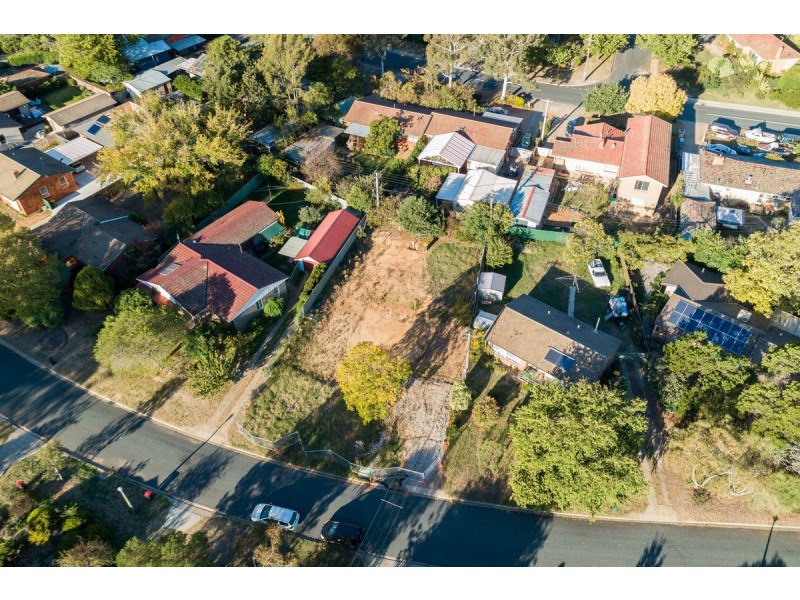 17 Newton Street, Hackett ACT 2602