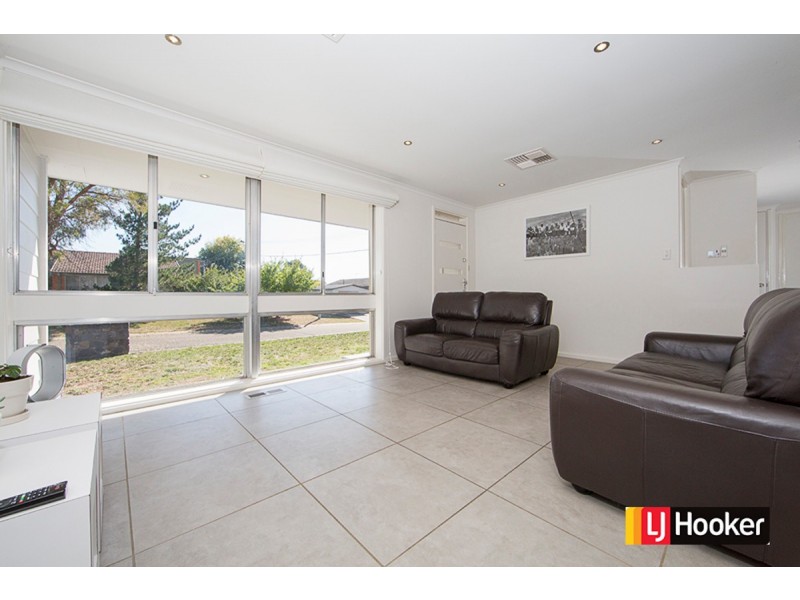 3 Dobie Place, Macgregor ACT 2615