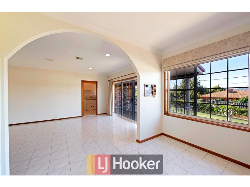 8 McClintock Street, Lyneham ACT 2602