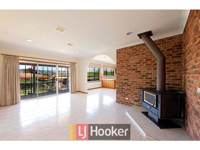 8 McClintock Street, Lyneham ACT 2602