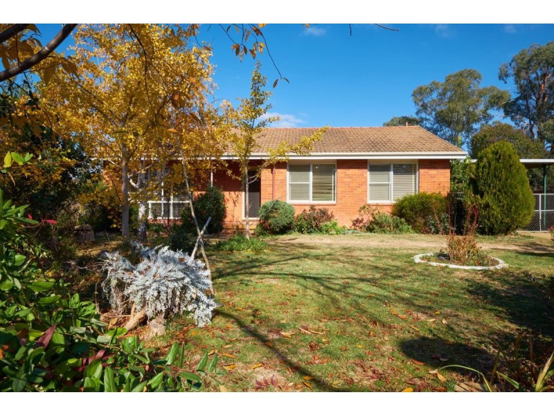 8 Manning Street, Watson ACT 2602
