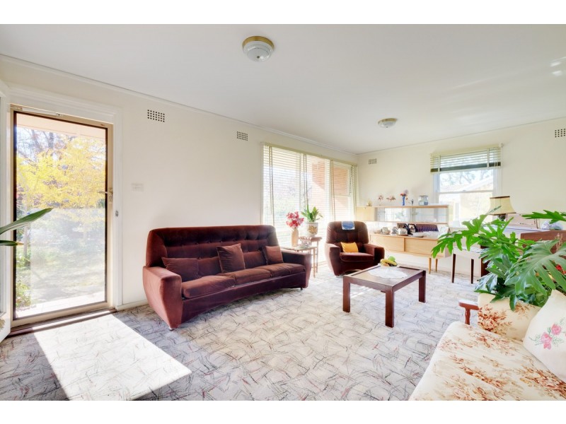 8 Manning Street, Watson ACT 2602
