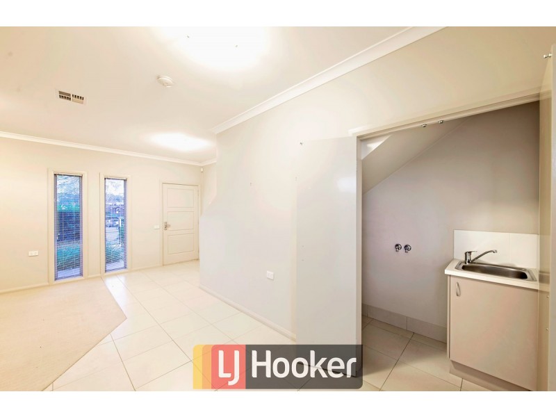 5/7 Collicott Circuit, Macquarie ACT 2614
