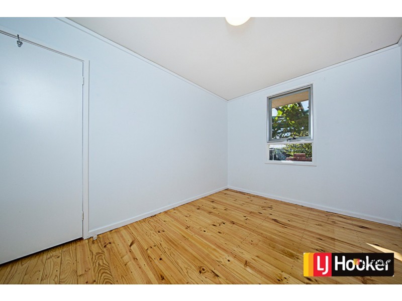213 Phillip Avenue, Hackett ACT 2602