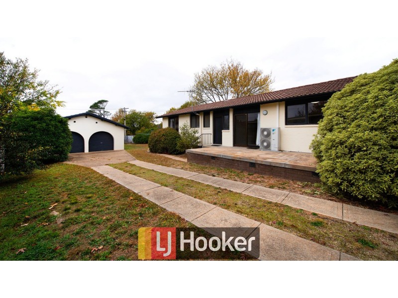 55 Calder Crescent, Holder ACT 2611