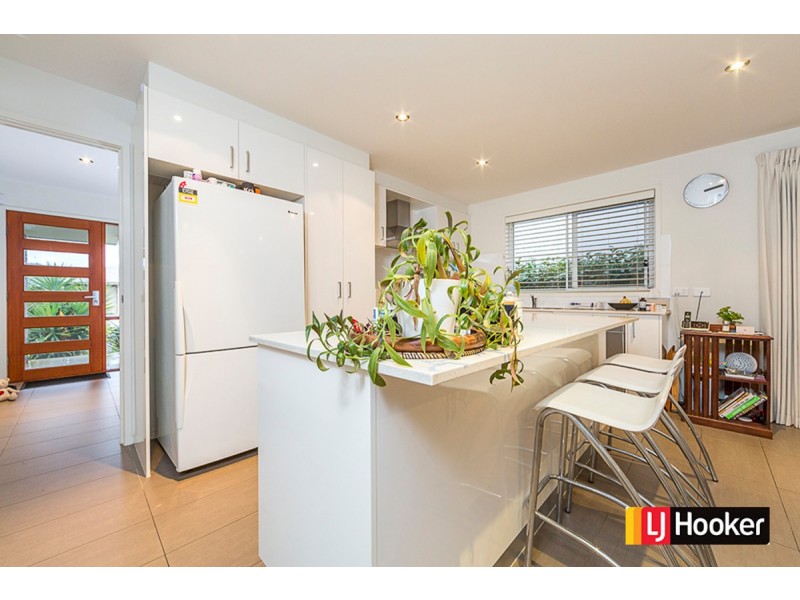 9 Hooton Street, Forde ACT 2914