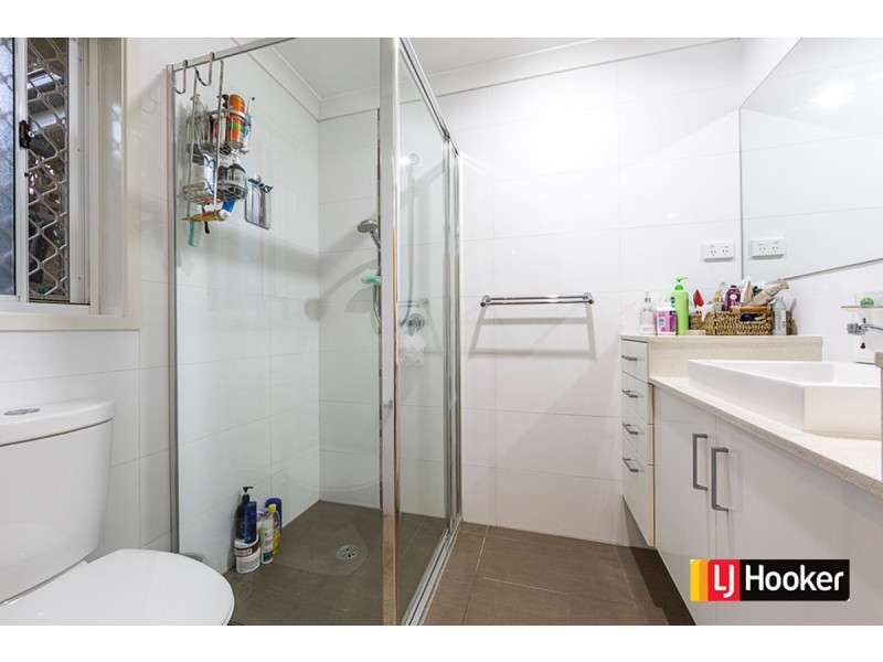 9 Hooton Street, Forde ACT 2914