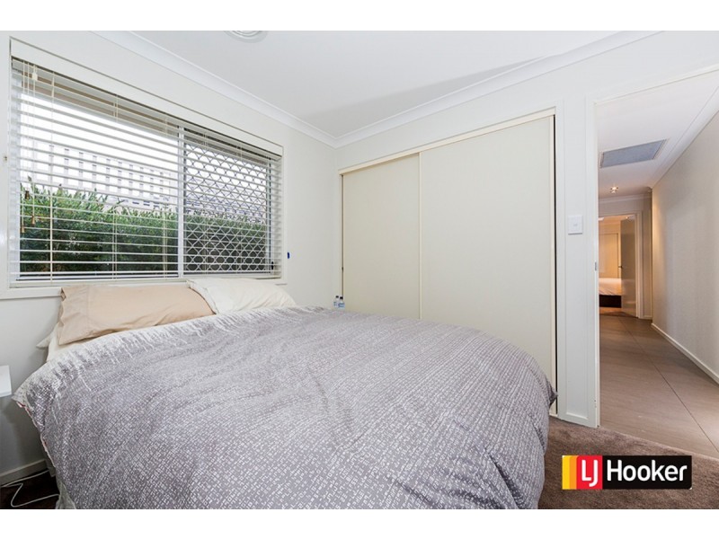 9 Hooton Street, Forde ACT 2914