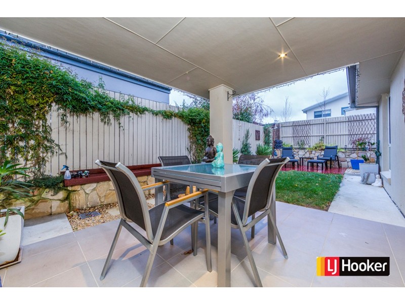 9 Hooton Street, Forde ACT 2914