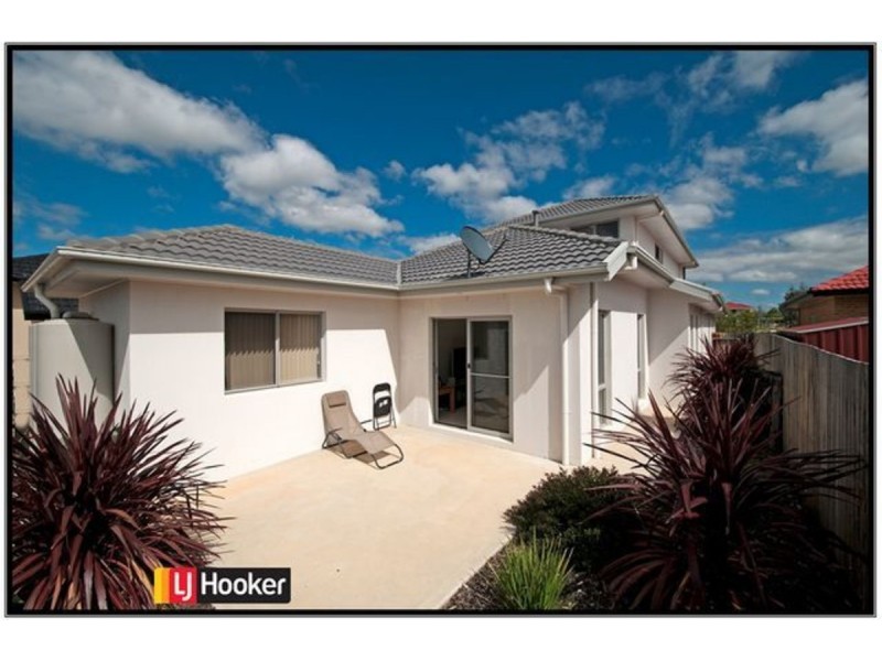 7 Flora Bassett Street, Franklin ACT 2913