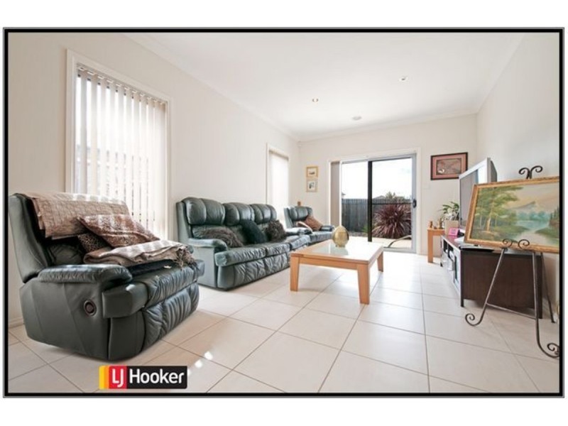 7 Flora Bassett Street, Franklin ACT 2913