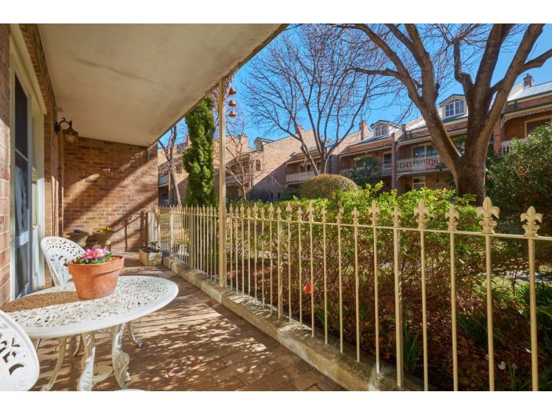 14/3 Allambee Street, Reid ACT 2612