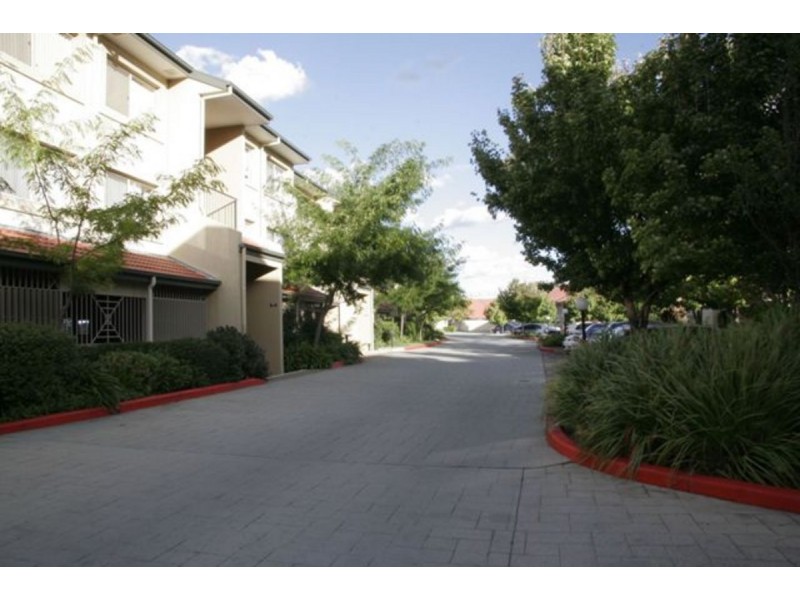4/34 Leahy Close, Narrabundah ACT 2604