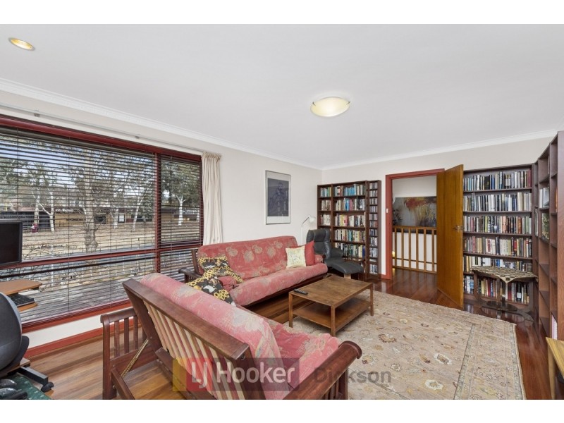 40 Wisdom Street, Hughes ACT 2605