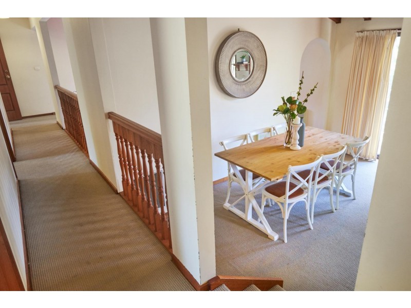 11 Piguenit Close, Lyneham ACT 2602