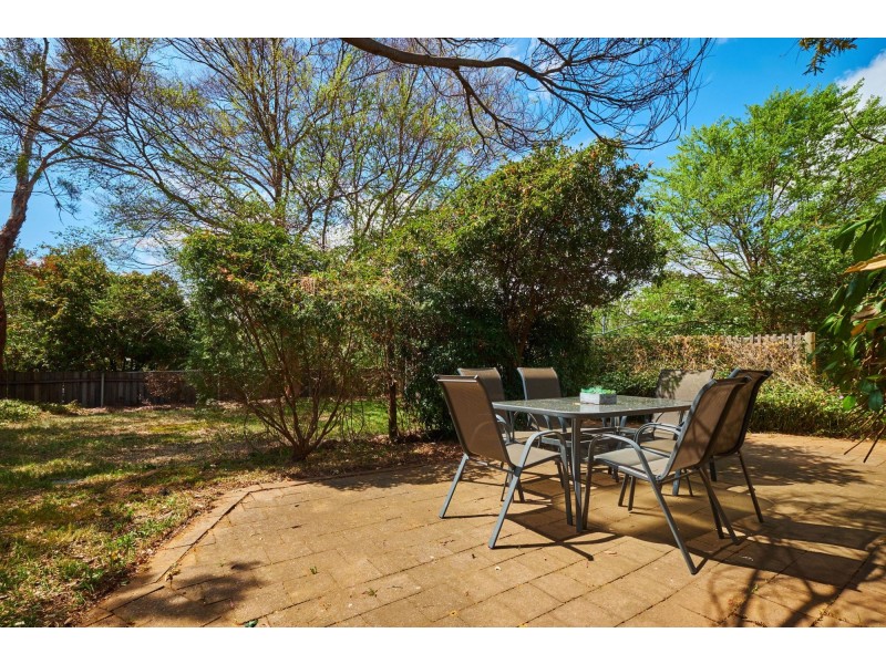 11 Piguenit Close, Lyneham ACT 2602