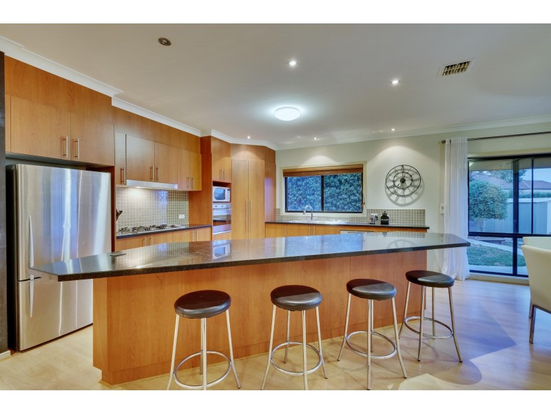 10 Midwinter Place, Nicholls ACT 2913