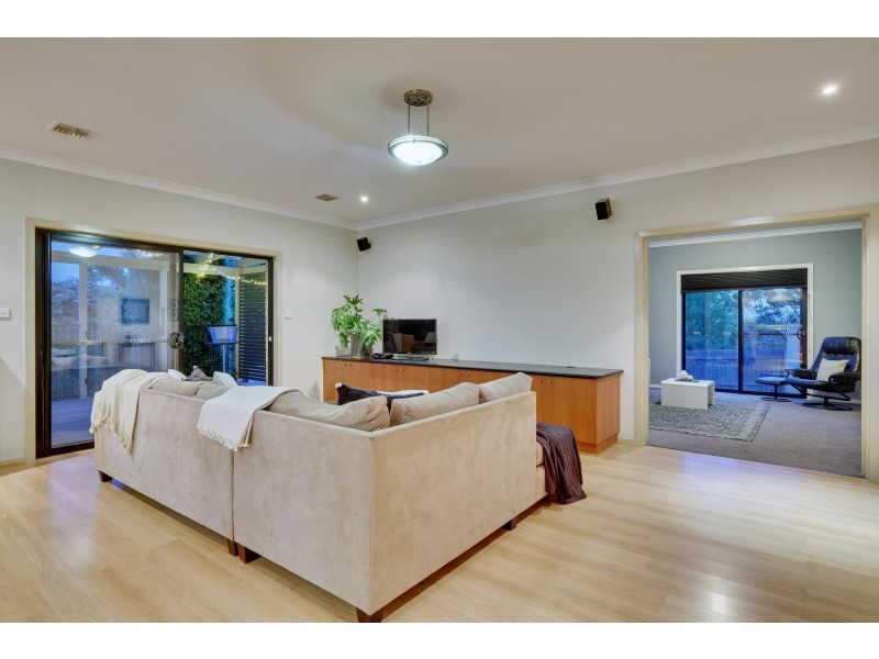 10 Midwinter Place, Nicholls ACT 2913