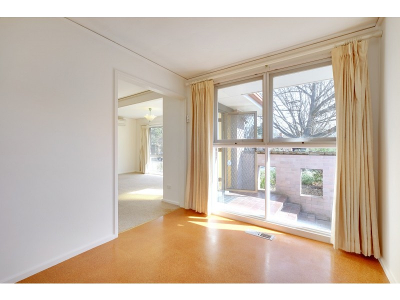 8 Andrews Street, Watson ACT 2602