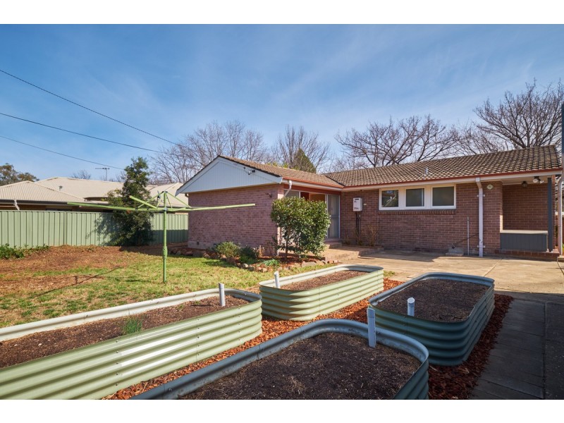 8 Andrews Street, Watson ACT 2602