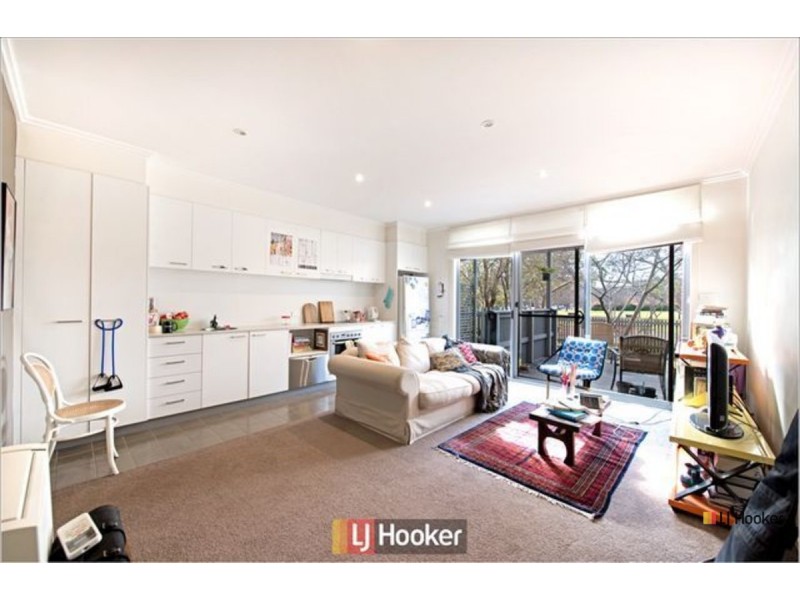 8/123 Lowanna Street, Braddon ACT 2612