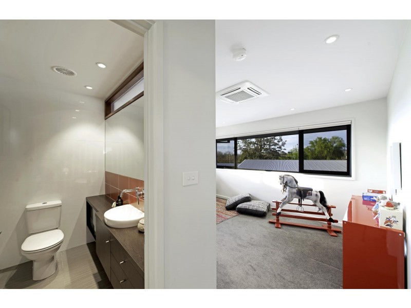 27 Raymond Street, Ainslie ACT 2602