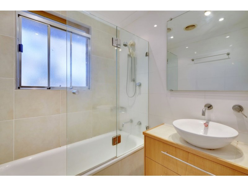 52 Maitland Street, Hackett ACT 2602