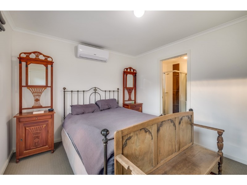 16 Dunk Street, Casey ACT 2913
