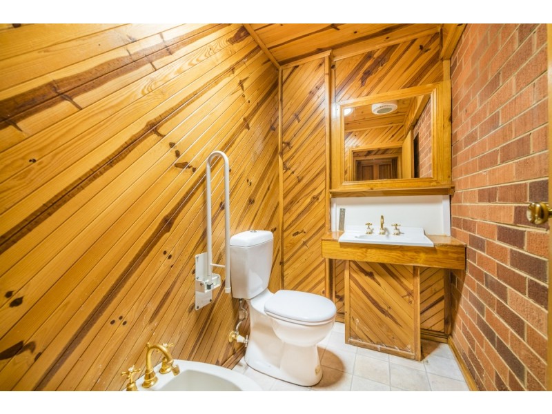 12 Cowan Street, Downer ACT 2602