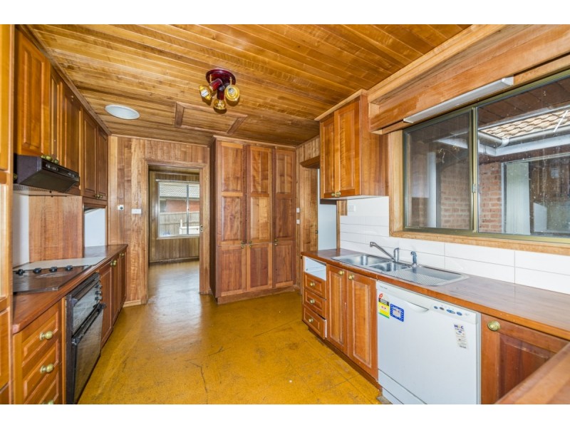 12 Cowan Street, Downer ACT 2602