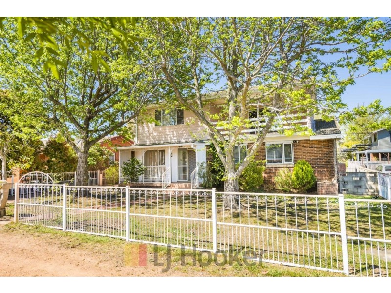 12 Moncrieff Street, Dickson ACT 2602