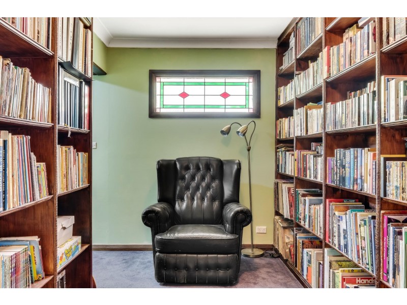 65 De Burgh Street, Lyneham ACT 2602
