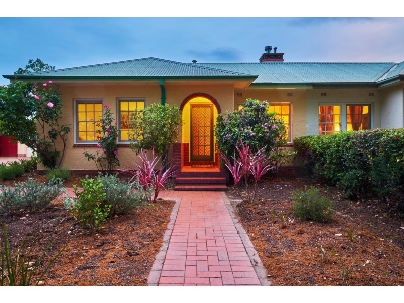 18 Suttor Street, Ainslie ACT 2602