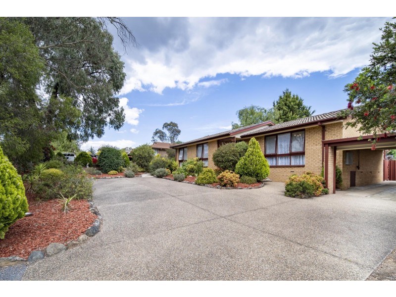 10 Chuculba Crescent, Giralang ACT 2617