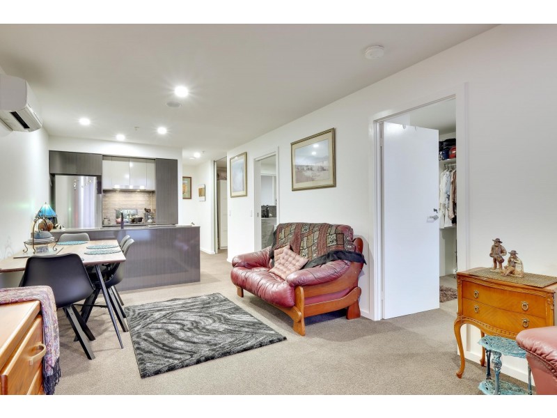 305/1 Anthony Rolfe Avenue, Gungahlin ACT 2912