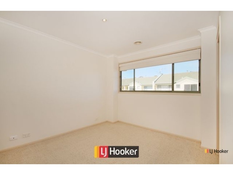 12/10 Federal Highway, Watson ACT 2602