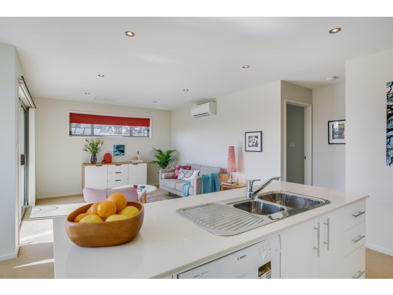 2/36 Mabel Miller Lane, Watson ACT 2602