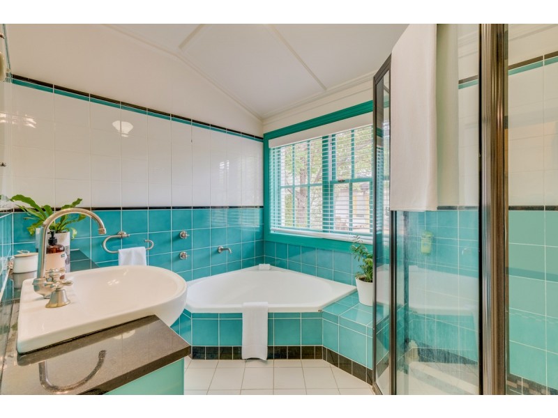 26 Donaldson Street, Braddon ACT 2612
