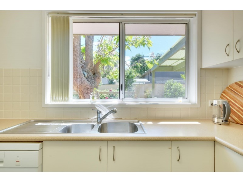 27 Haddon Street, Hackett ACT 2602